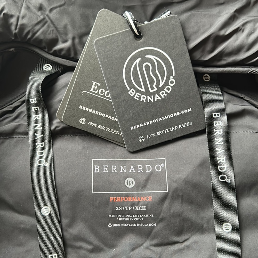 Bernardo NWT Packable EcoPlume Hooded Walker Coat, XS - Picture 7 of 11